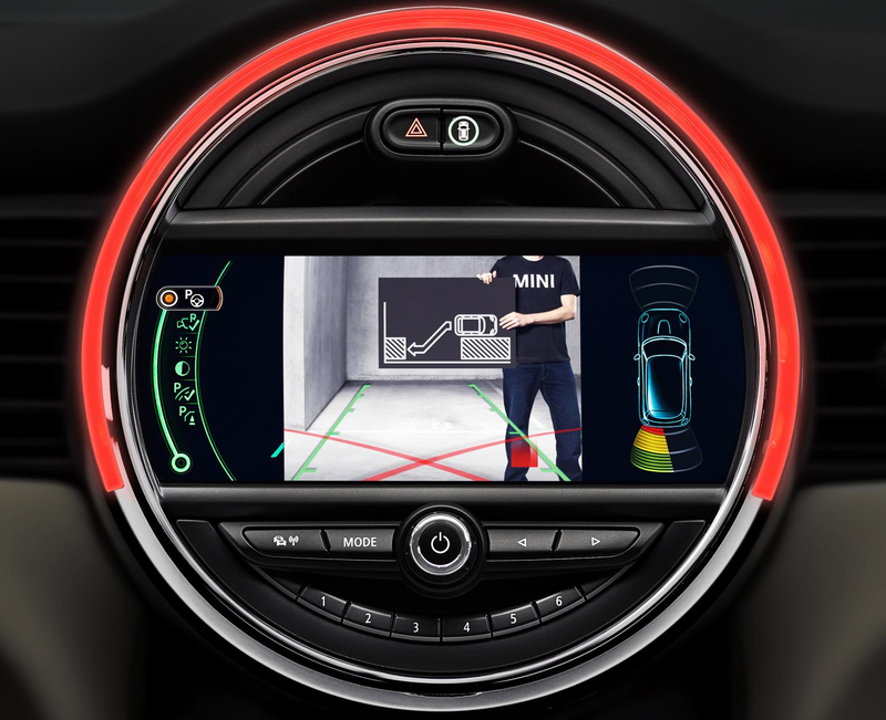Illustration for article titled Minis Will Have Head-Up Display And Other Upmarket Gadgets